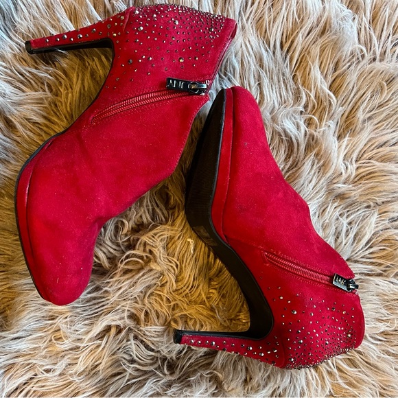 💗5 for $10💗 Jones New York Red Suede Studded Ankle Booties - Picture 10 of 12